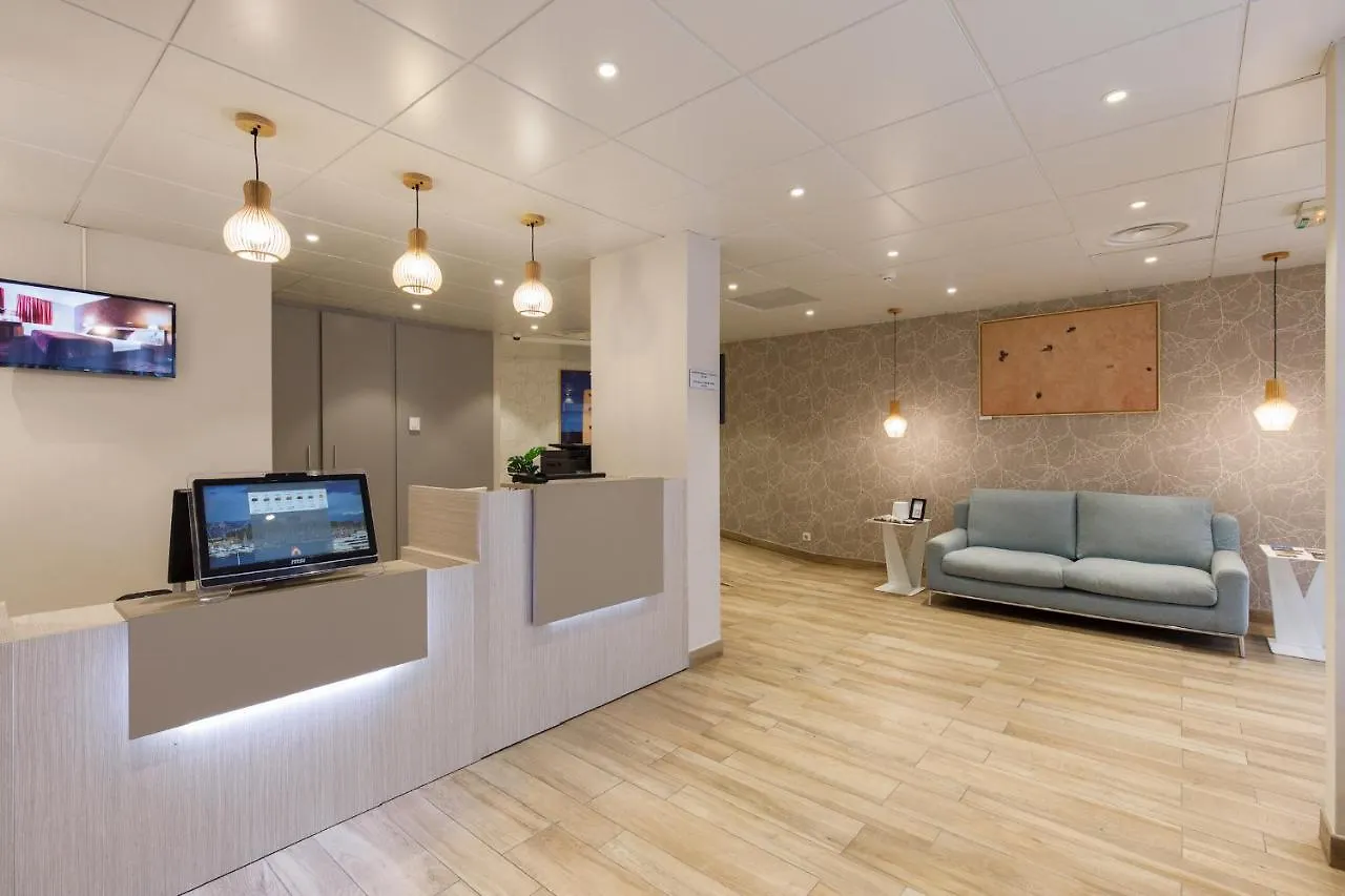 Hotel De L'Etoile Antibes 3*,